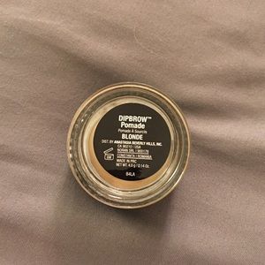 Anastasia Beverly Hills dipbrow pomade