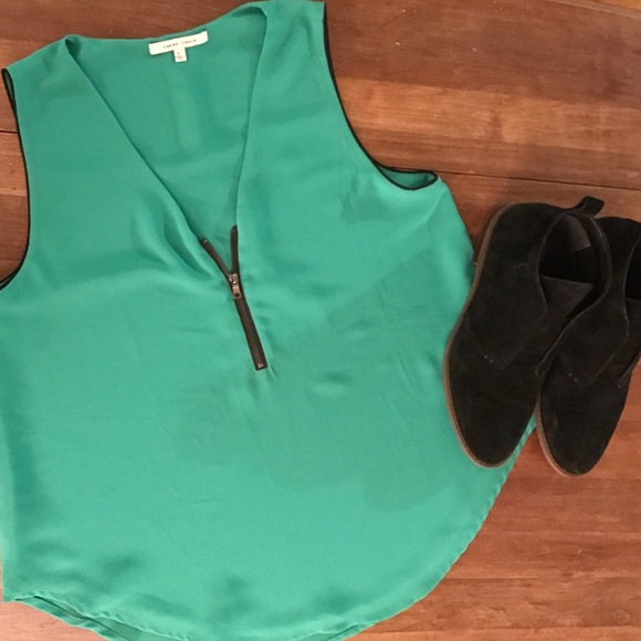 Zip-Front Top - Picture 4 of 4