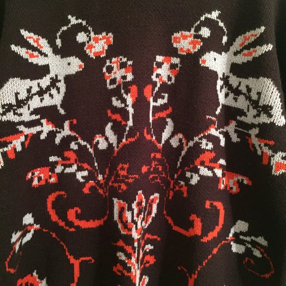 PULLOVER SWEATER WITH VINTAGE INSPIRED DETAIL - Picture 3 of 3