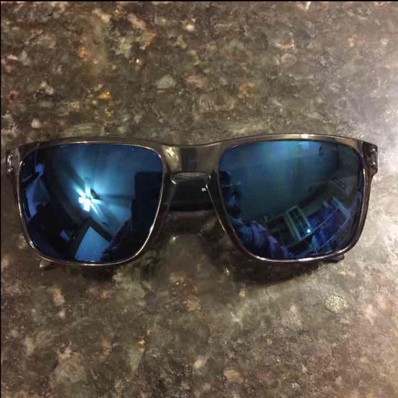 Oakley Holbrook Sunglasses