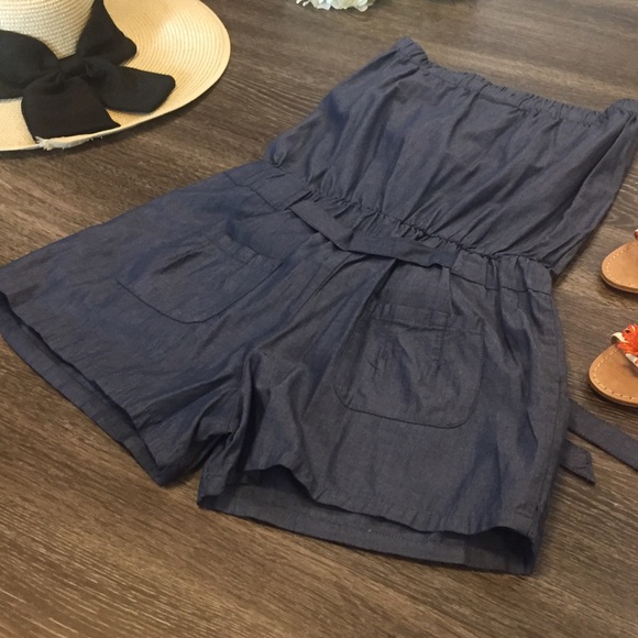 🚨SOLD🚨 Denim Romper, Size XS - Picture 3 of 3