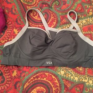 Victoria's Secret Sports Bra 34 B