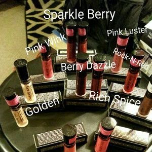 SOLD NouriShine Plus Lip Gloss