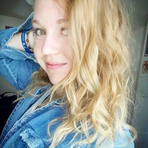 Meet your Posher, Savannah