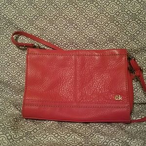 The Sak crossbody coral