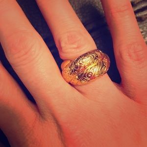 Gold coach ring