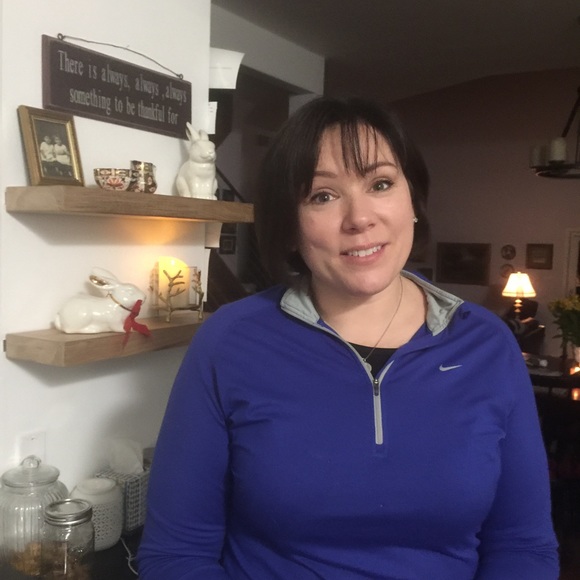 Meet your Posher, Patricia - Picture 1 of 1