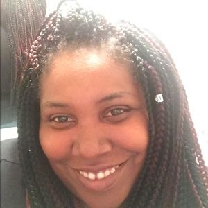 Meet your Posher, Renee