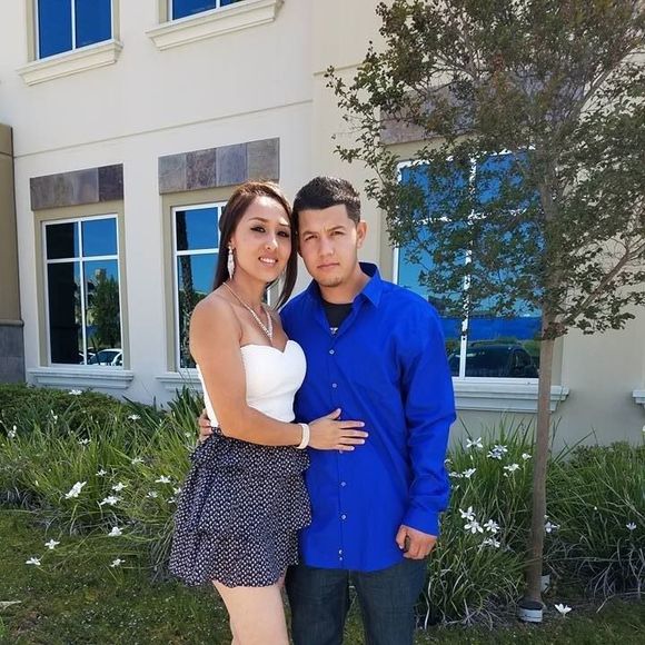 Meet your Posher, Stephanie - Picture 1 of 1