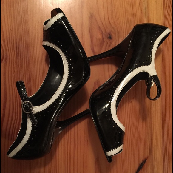 Black and White BCBG Girls Patent Leather Peep Toe