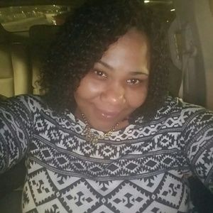 Meet your Posher, Kenetra