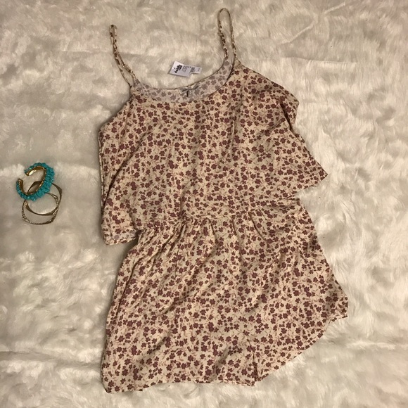 NWT Charlotte Russe Floral Shorts Romper Medium