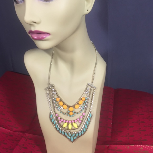 Neckace