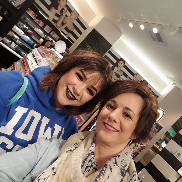 Meet your Posher, Kathy