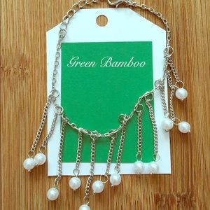 🎉HP 4/5🎉Cute gold and pearl bracelet