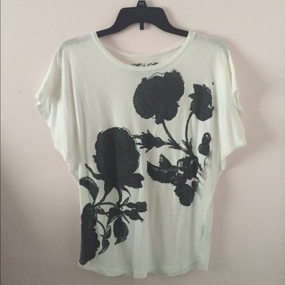 black rose print top