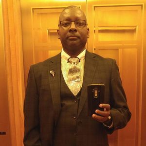 Meet your Posher, Larry