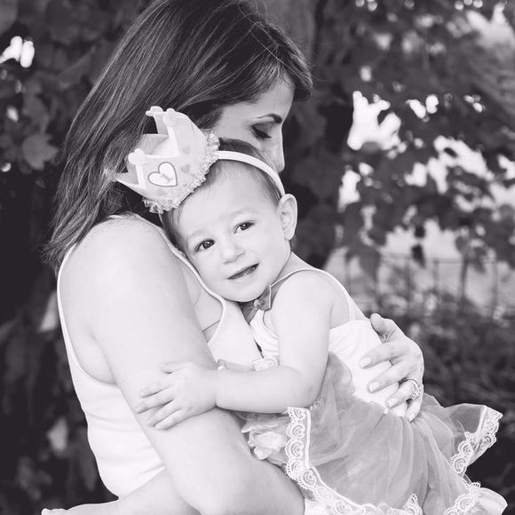 Meet your Posher, Jennifer - Picture 2 of 2