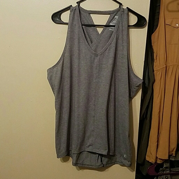 Loose fit workout tank