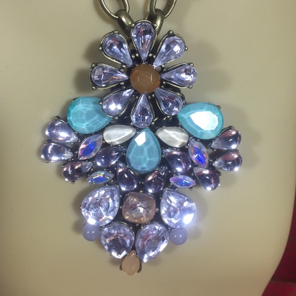 Neckace - Picture 2 of 4