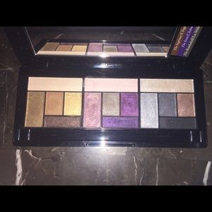 Too Faced Return of Sexy palette