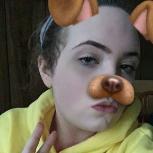 Meet your Posher, Carrie