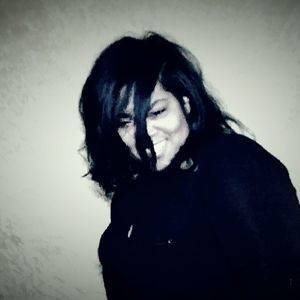 Meet your Posher, Phoebe