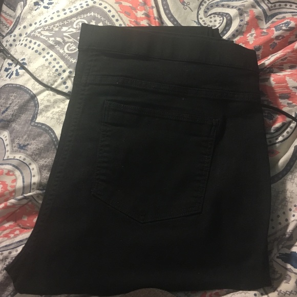 H&M+ Black Jeggings 🚫SOLD🚫