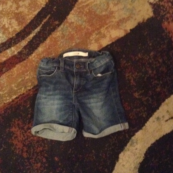 Blue jean shorts size 6
