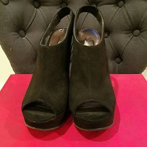 Carlos Santana Becket Wedge Sandal