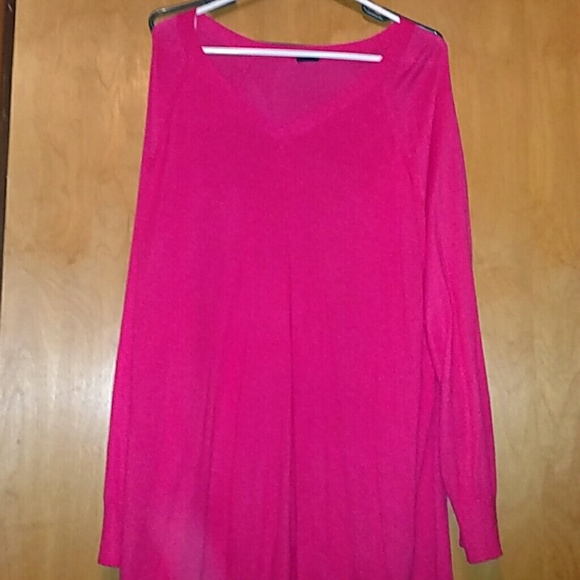 Light weight sweater