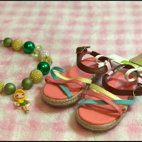 NWT crazy 8 girls sandals