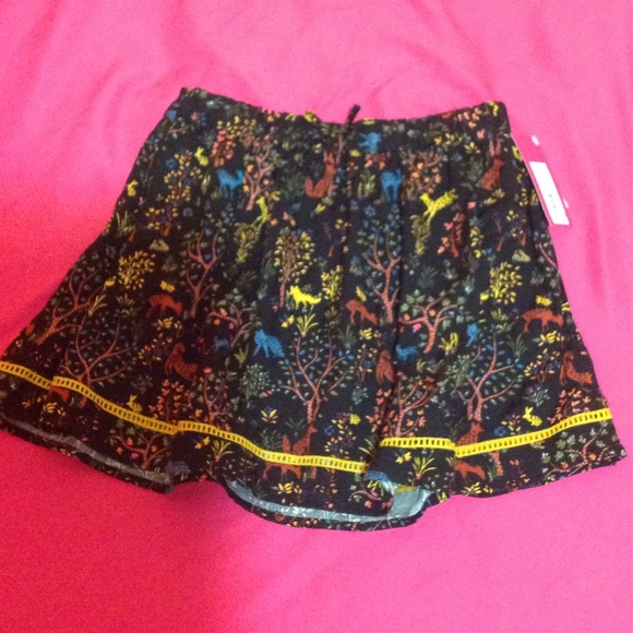 Girls Skirt - Picture 1 of 1