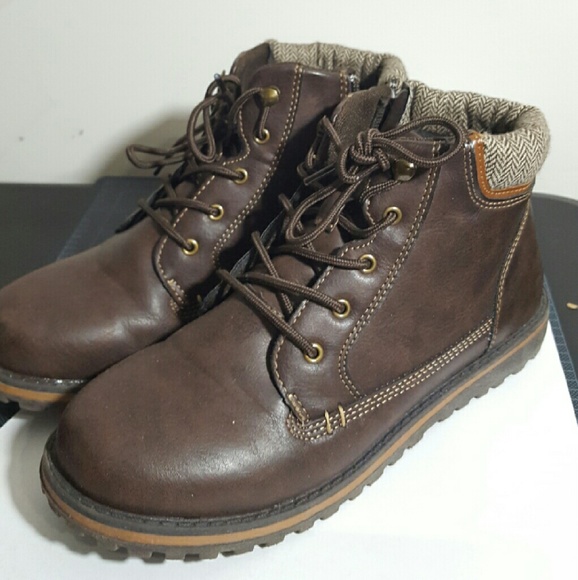 Eddie Bauer Herringbone Boots (waterproof)