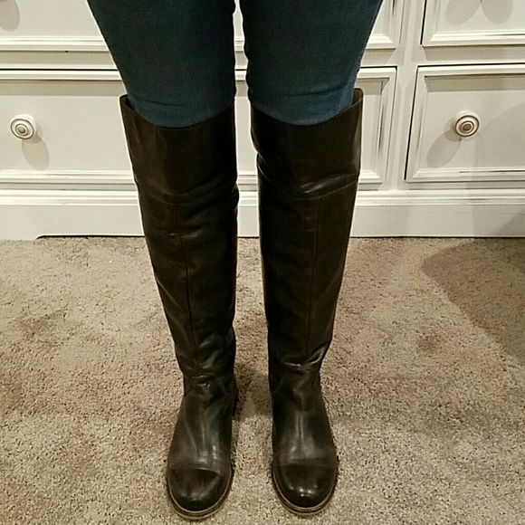 Hinge 'Sannibel' Deep Brown OTK Boots