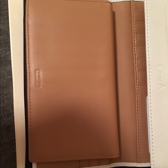 Authentic COACH wallet w/ checkbook - Picture 4 of 4
