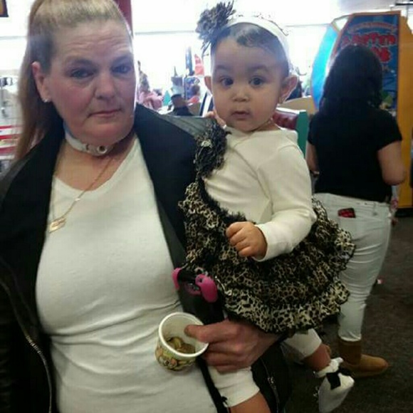 Meet your Posher, Joann - Picture 1 of 1