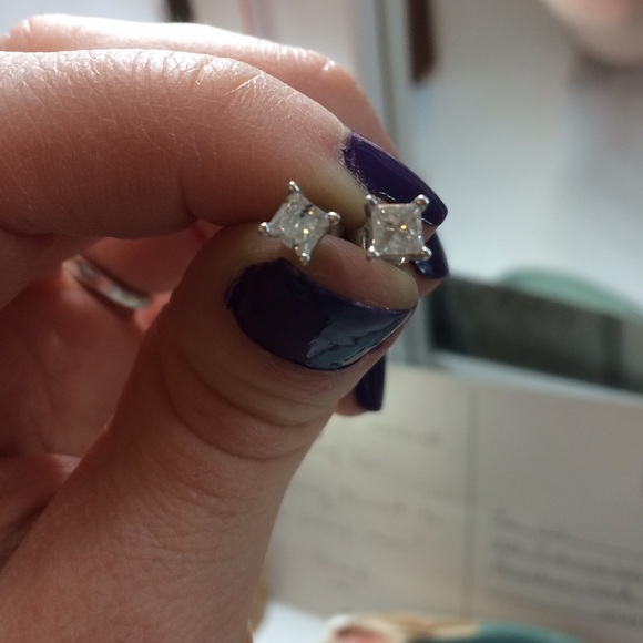 1 ctw princess cut diamond white gold studs