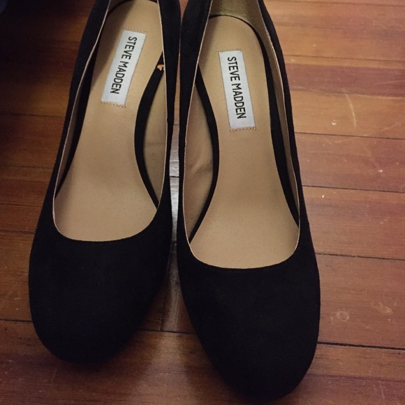 Steve Madden Pumps Black (Used) - Picture 3 of 4