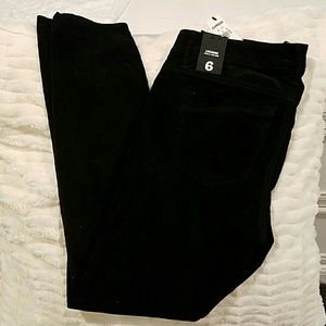 Express Stella Low Rise Velvet Jegging