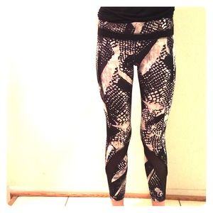Lululemon 3/4 tights