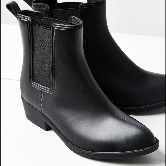 ✨Urban Outfitter Black Rain Boots✨