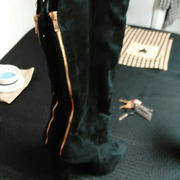 Women's tall, zip up the back, 4 in. Heel, suede.