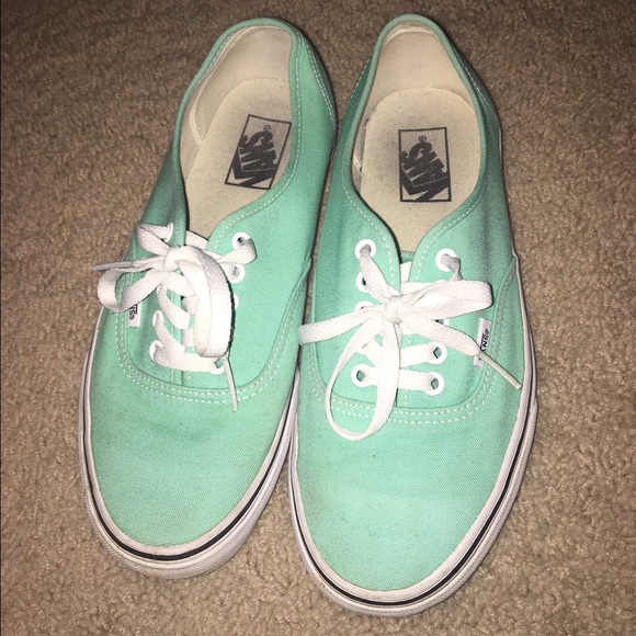 Authentic Lo Top Mint Vans