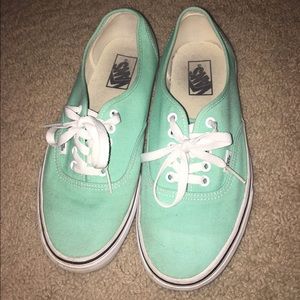 Authentic Lo Top Mint Vans