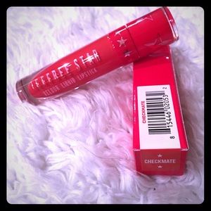 Jeffree Star velour liquid lipstick in Checkmate