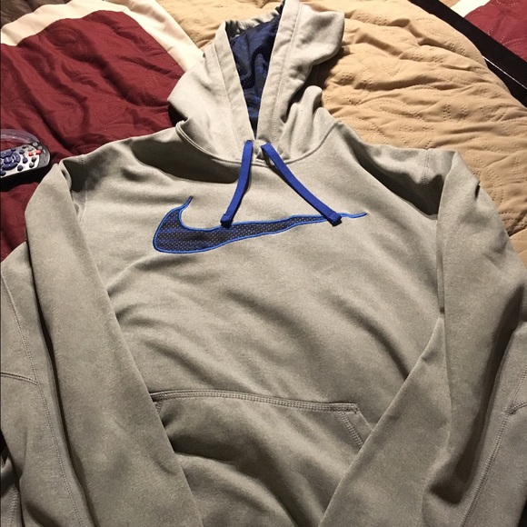 Sz med men's Nike hoodie