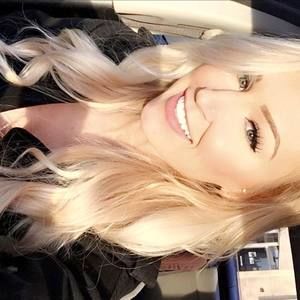 Meet your Posher, Roxanne