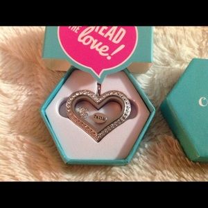 Origami owl locket w necklace & 2 charms