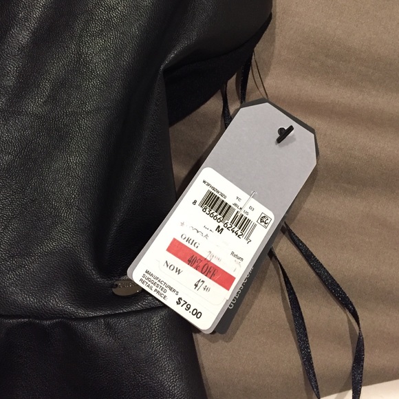 Guess Top - Picture 2 of 2